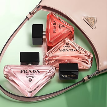 Prada Paradoxe Virtual Flower