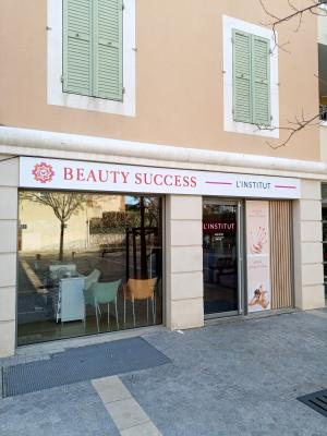 Beauty Success - Magasin Façade